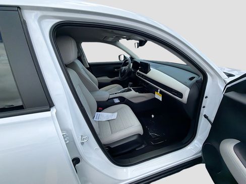 New 2027 Honda HR-V LX image 22