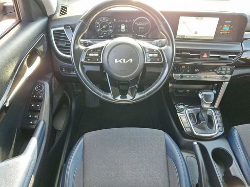 Used 2024 Kia Seltos S image 12