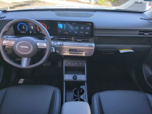 New 2026 Hyundai Kona SEL Premium image 17