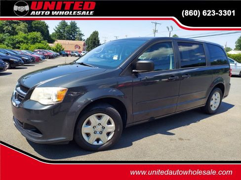 Used 2012 Dodge Grand Caravan SE FWD image 1