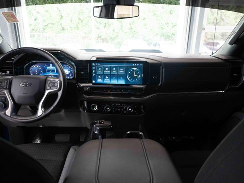 Used 2023 Chevrolet Silverado 1500 LT Trail Boss w/ Protection Package AWD/4WD image 19