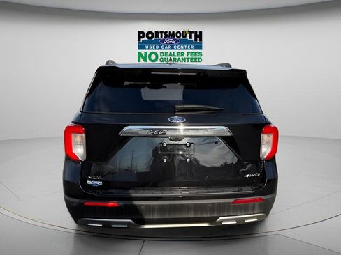Used 2022 Ford Explorer XLT w/ Equipment Group 202A AWD/4WD image 28