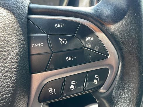 Used 2020 Jeep Grand Cherokee High Altitude AWD/4WD image 17
