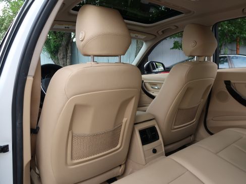 Used 2015 BMW 328i Sedan RWD image 32