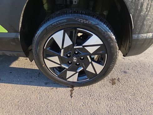 Used 2024 Hyundai Kona SEL image 10