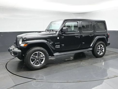 Used 2021 Jeep Wrangler Unlimited Sahara AWD/4WD image 4
