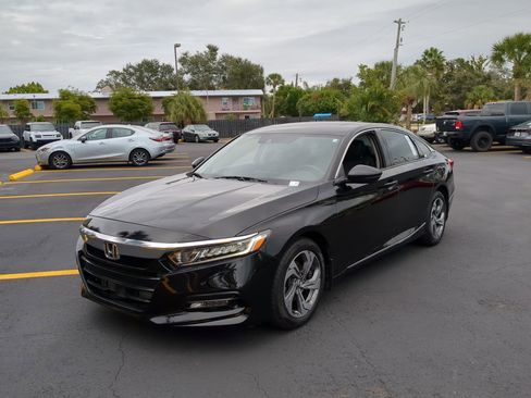 Used 2018 Honda Accord EX-L image 10