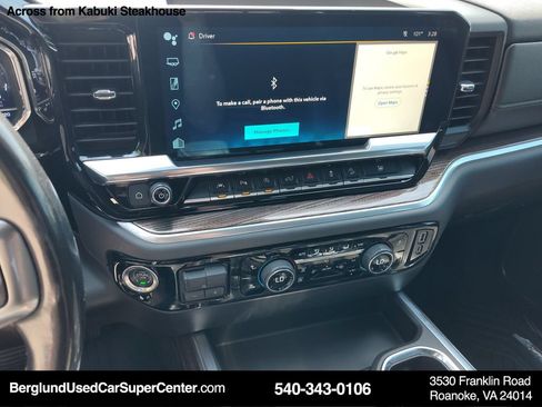 Used 2022 Chevrolet Silverado 1500 LT Trail Boss w/ LT Trail Boss Premium Package AWD/4WD image 29