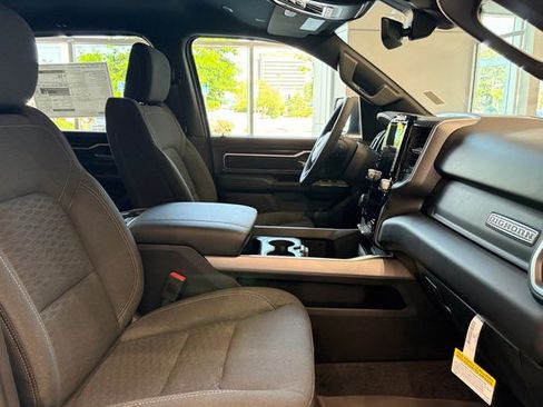 New 2026 RAM 1500 Big Horn AWD/4WD image 32