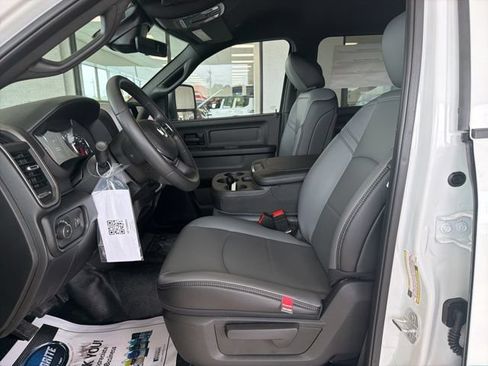 New 2026 RAM 3500 Tradesman w/ Chrome Appearance Group A AWD/4WD image 13