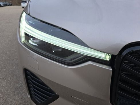 New 2026 Volvo XC60 B5 Plus w/ Climate Package AWD/4WD image 10