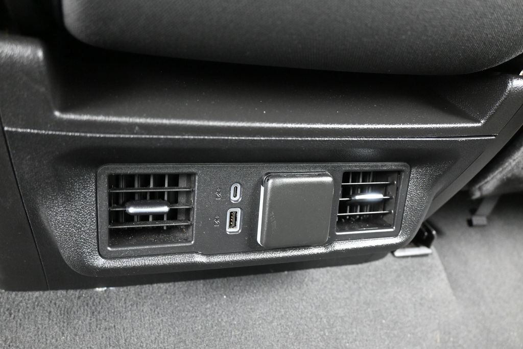 Used 2024 Chevrolet Silverado 1500 LT RWD image 37