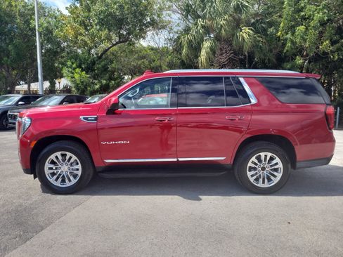 Used 2023 GMC Yukon SLT image 6