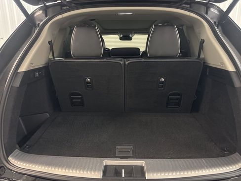Used 2022 Acura MDX SH-AWD w/ Advance Package image 19