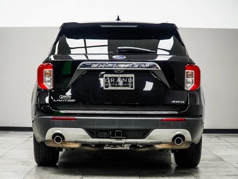 Used 2022 Ford Explorer Limited w/ Equipment Group 301A image 12