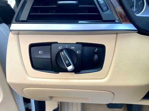 Used 2014 BMW 435i Convertible image 25