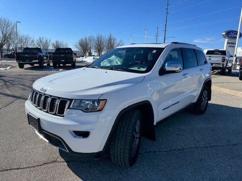Used 2021 Jeep Grand Cherokee Limited image 3