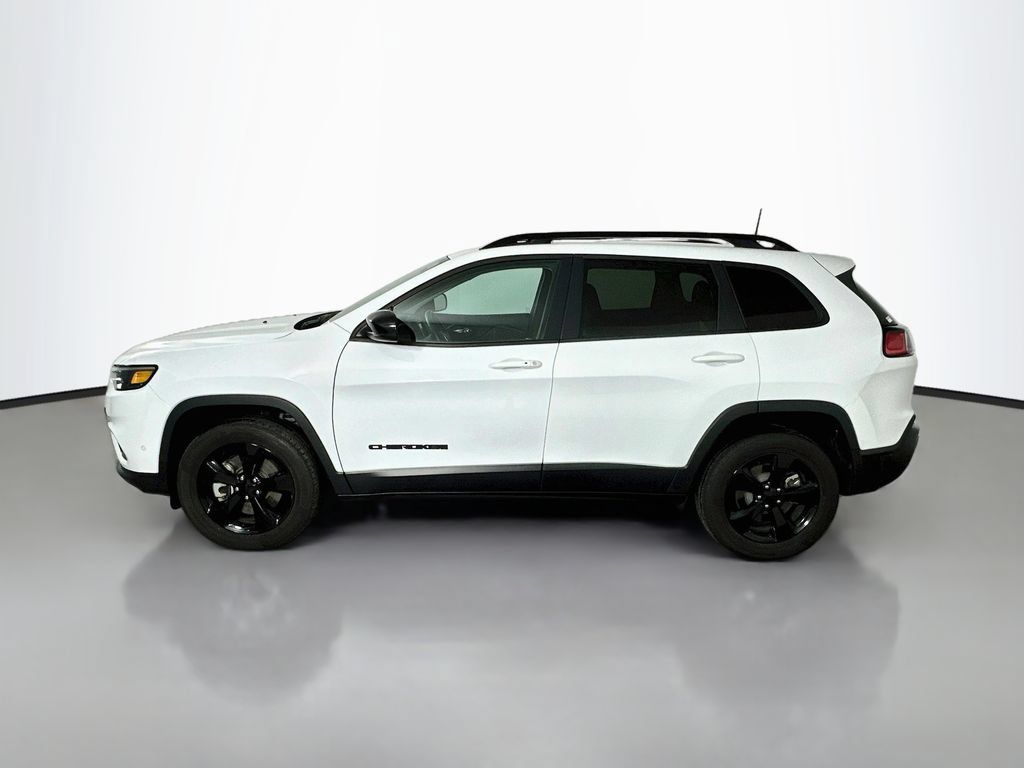 Used 2023 Jeep Cherokee Altitude Lux AWD/4WD image 4