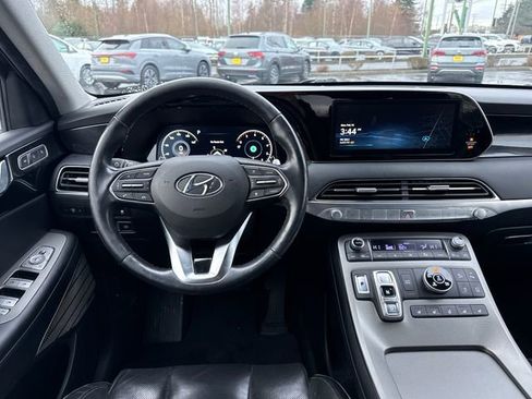 Used 2021 Hyundai Palisade Limited image 22