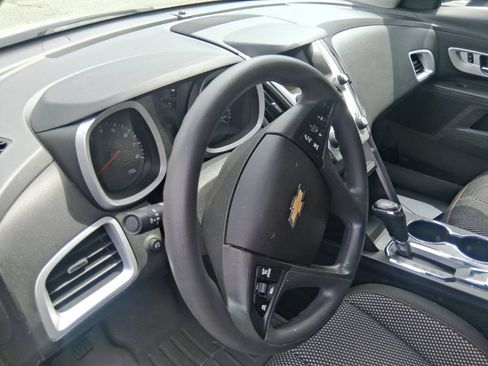 Used 2016 Chevrolet Equinox LS FWD image 11