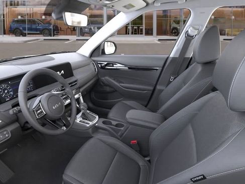 Certified 2026 Kia Seltos EX w/ EX Sunroof Package FWD image 17
