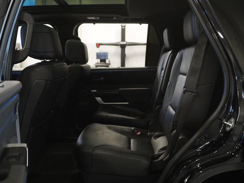 Used 2024 Toyota Sequoia Platinum image 14