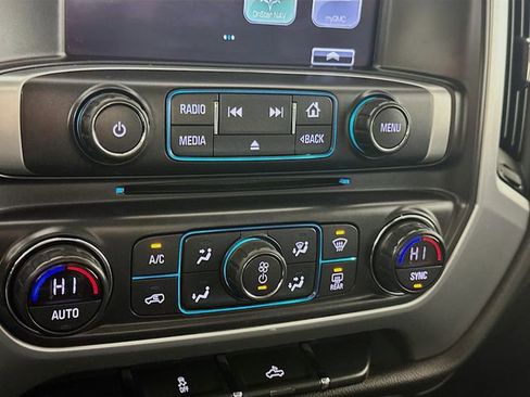 Used 2017 GMC Sierra 1500 SLE image 16