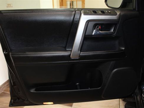 Used 2015 Toyota 4Runner SR5 Premium AWD/4WD image 28