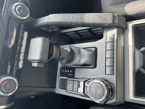 Used 2024 Toyota Tacoma TRD Sport image 29