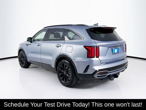 Used 2021 Kia Sorento SX FWD image 5