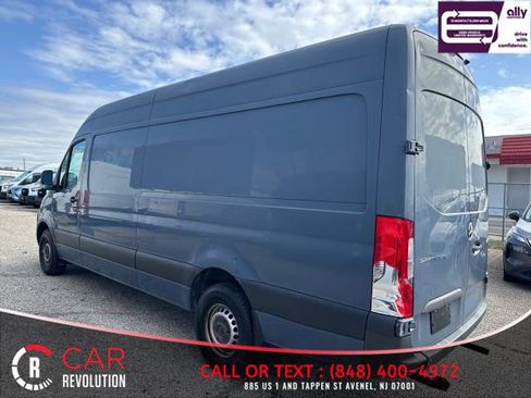 Used 2019 Mercedes-Benz Sprinter 170 image 4