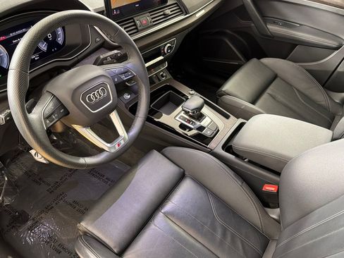 Used 2024 Audi Q5 e Premium Plus w/ Premium Plus Package AWD/4WD image 9