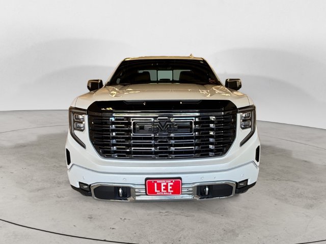 Used 2025 GMC Sierra 1500 Denali Ultimate AWD/4WD image 9