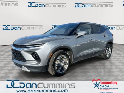 Used 2024 Chevrolet Blazer LT FWD image 1