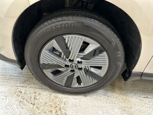 Certified 2025 Nissan Murano SL AWD/4WD image 12