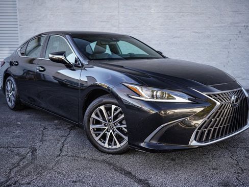 Used 2023 Lexus ES 350 image 8