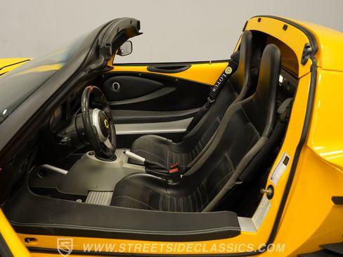 Used 2005 Lotus Elise image 3