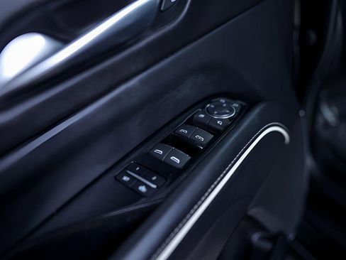 Used 2023 Cadillac Escalade Sport image 14