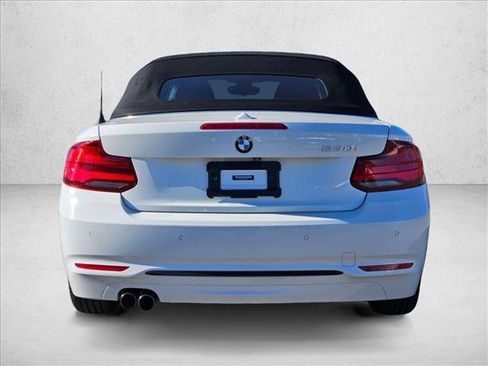 Used 2020 BMW 230i Convertible w/ Convenience Package image 6