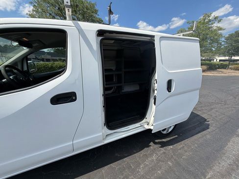 Used 2017 Nissan NV200 SV image 15