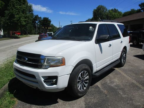 Used 2017 Ford Expedition XLT AWD/4WD image 1