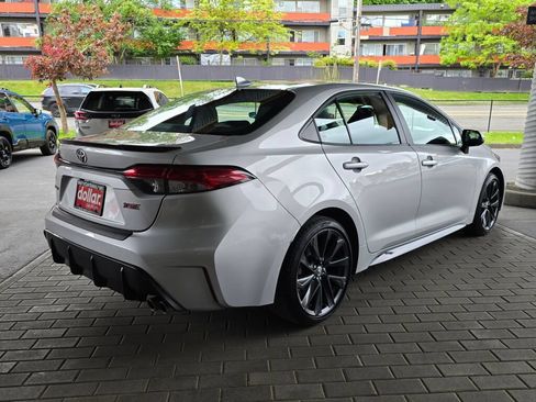 Used 2024 Toyota Corolla XSE FWD image 5