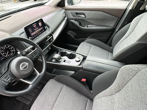 Certified 2022 Nissan Rogue SV image 20