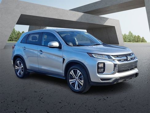 Used 2024 Mitsubishi Outlander Sport SE image 4