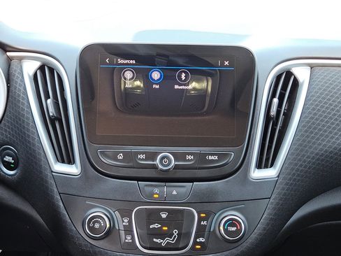 Used 2024 Chevrolet Malibu RS image 15