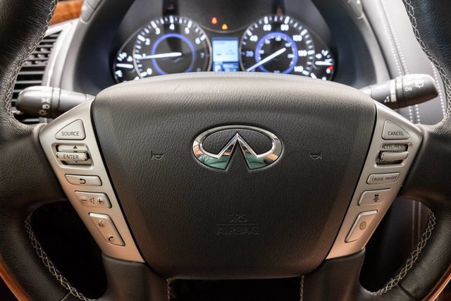Used 2018 INFINITI QX80 4WD w/ Driver Assistance Package image 11