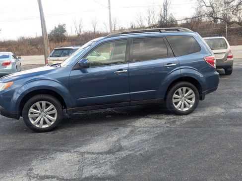 Used 2011 Subaru Forester 2.5X Premium w/ All-Weather Pkg image 21
