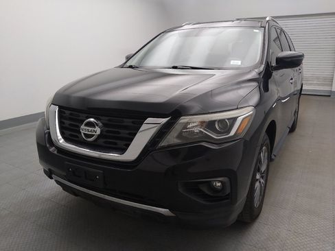 Used 2018 Nissan Pathfinder SV AWD/4WD image 15