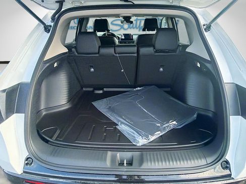 New 2026 Honda HR-V EX-L image 20