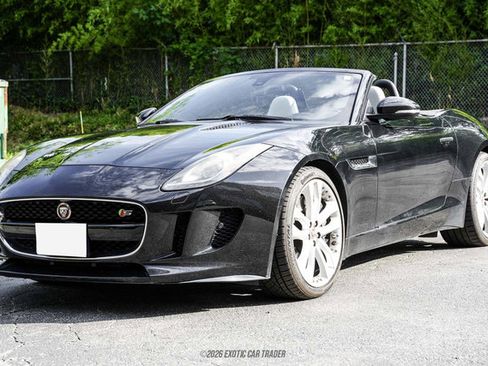Used 2015 Jaguar F-TYPE S RWD image 14
